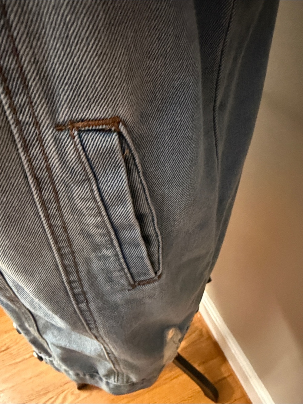 Cisono Longline Distressed Denim Jacket Light Wash Medium - Picture 5 of 5